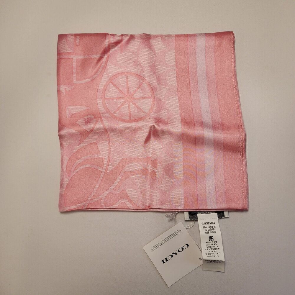 NWT Coach CM321 Signature Horse And Carriage Silk Square Scarf Flower Pink - Picture 3 of 3